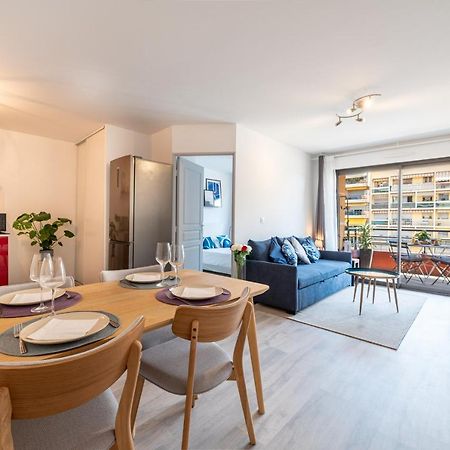 Superbe appartement rénové au centre ville de Mentone Esterno foto